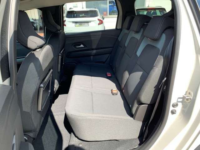 Fahrzeugbild eines Dacia Jogger