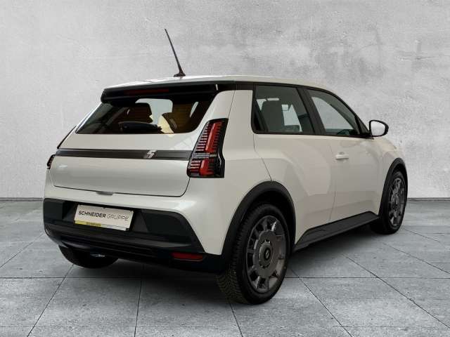 Fahrzeugbild eines Renault 5 E-TECH