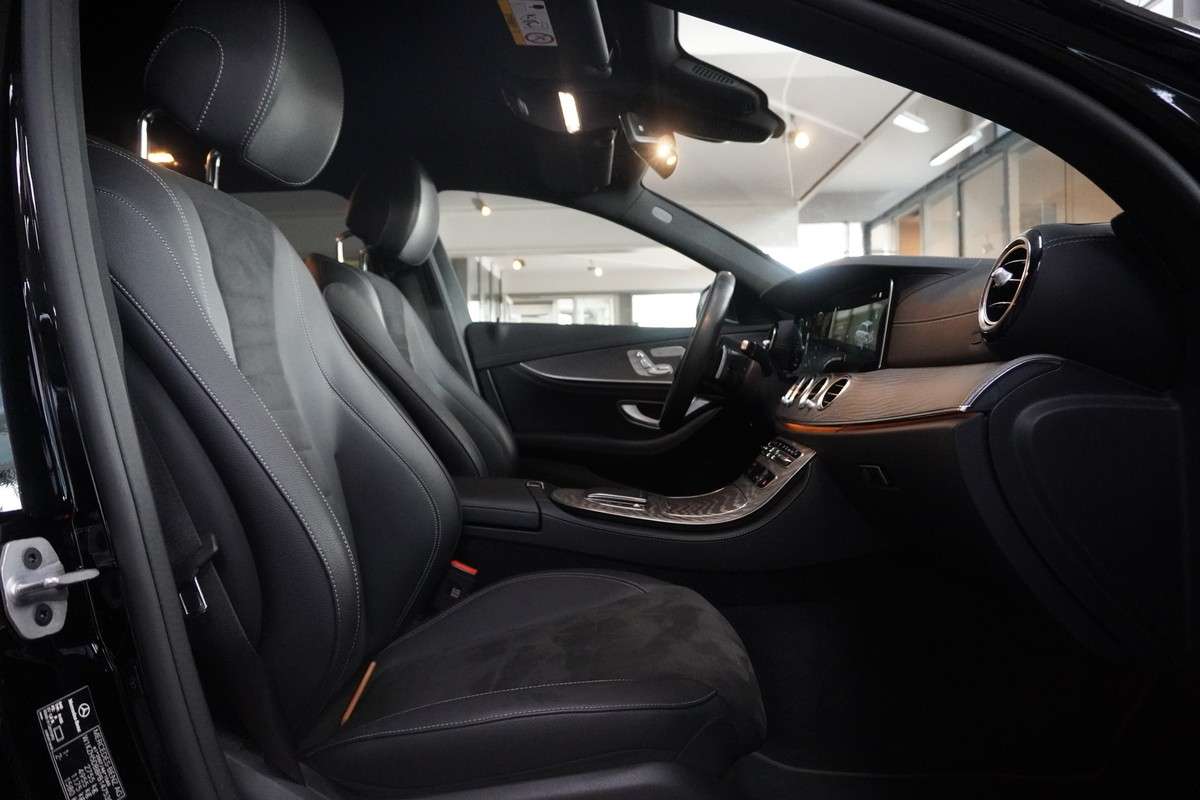 Fahrzeugbild eines Mercedes-Benz E-Klasse