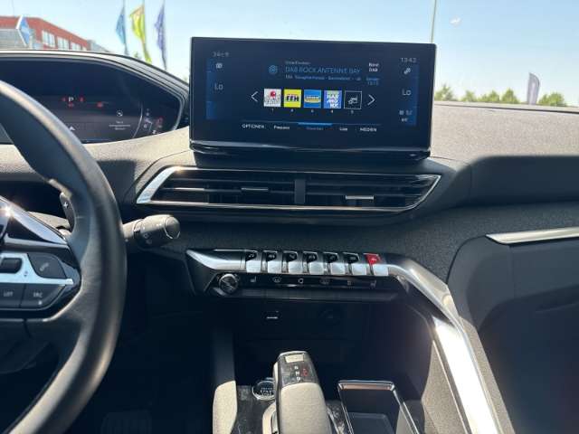 Fahrzeugbild eines Peugeot 3008