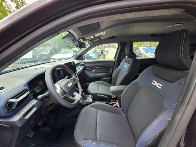 Fahrzeugbild eines Dacia Duster