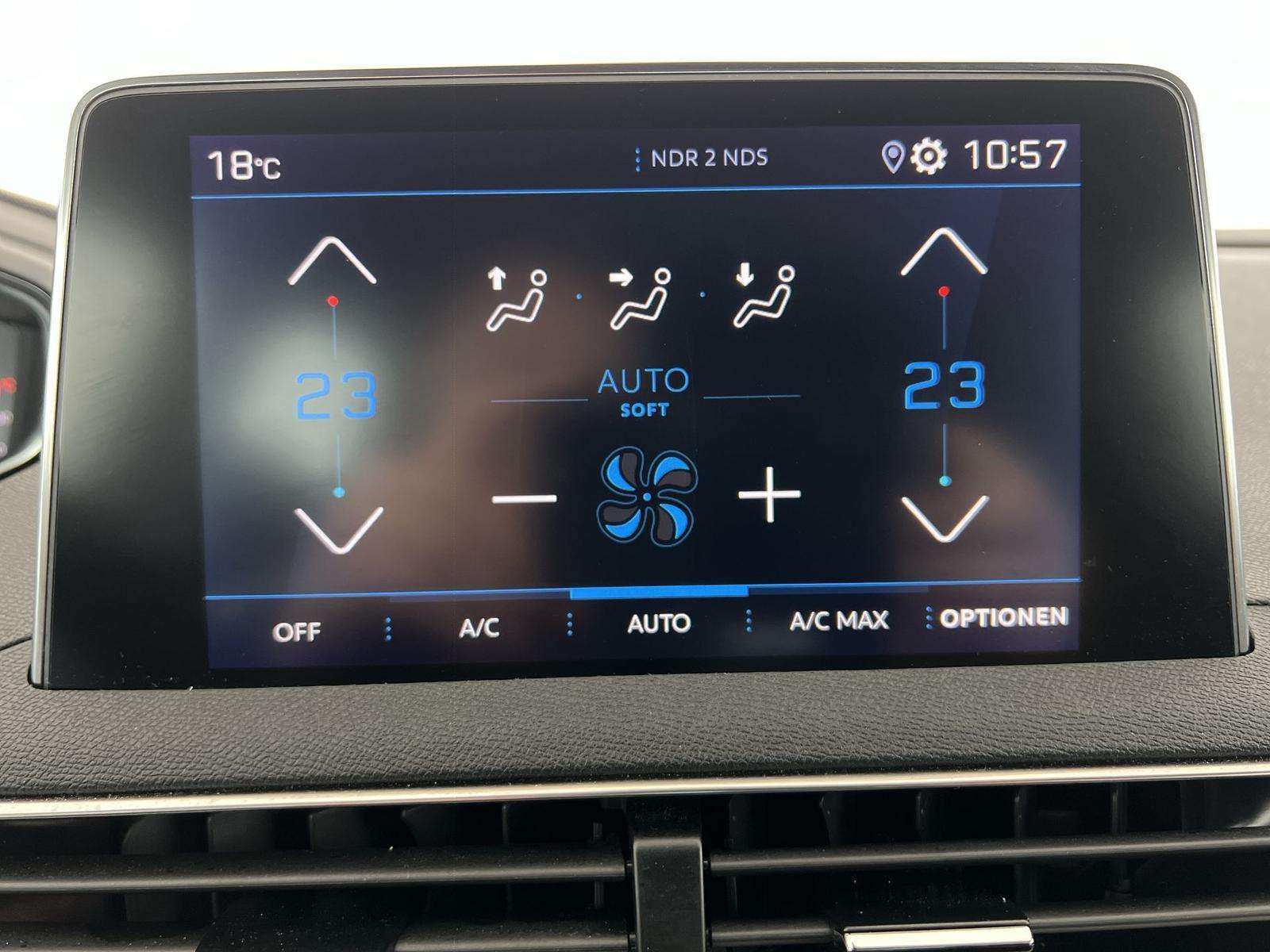Fahrzeugbild eines Peugeot 3008
