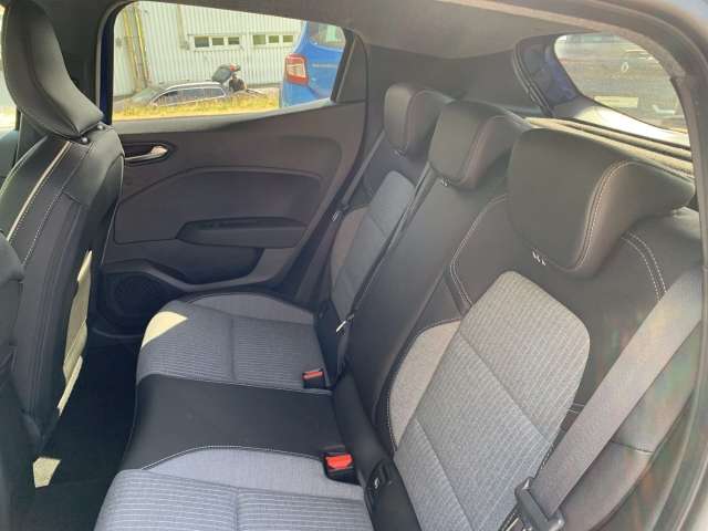 Fahrzeugbild eines Renault Clio