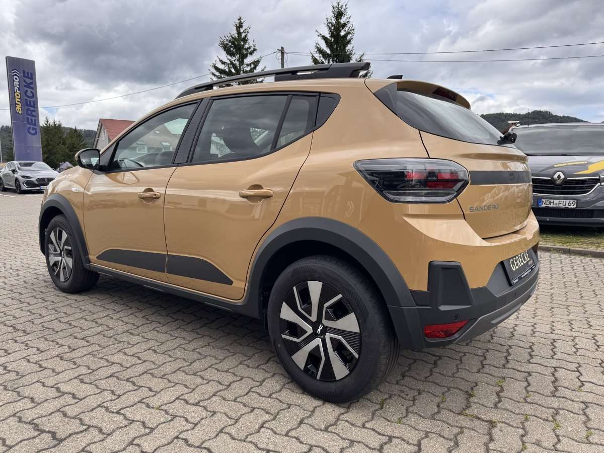Fahrzeugbild eines Dacia Sandero