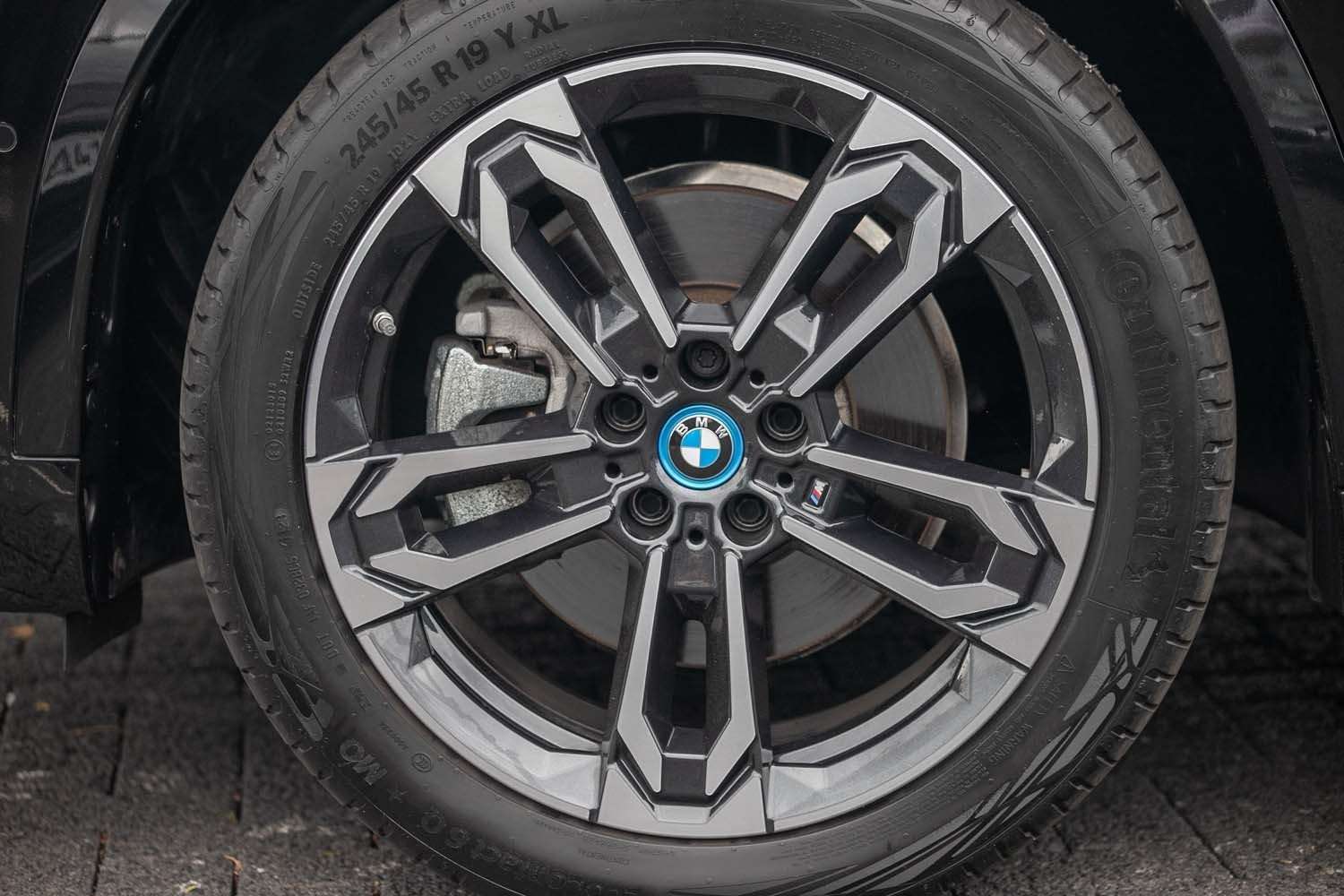 Fahrzeugbild eines BMW iX1