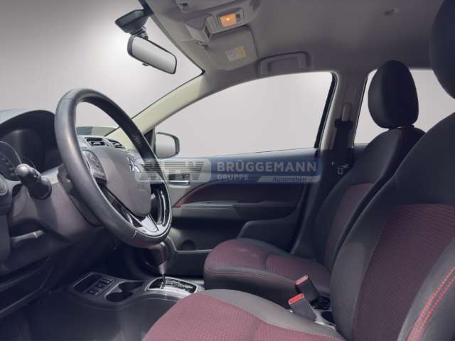 Fahrzeugbild eines Mitsubishi Space Star