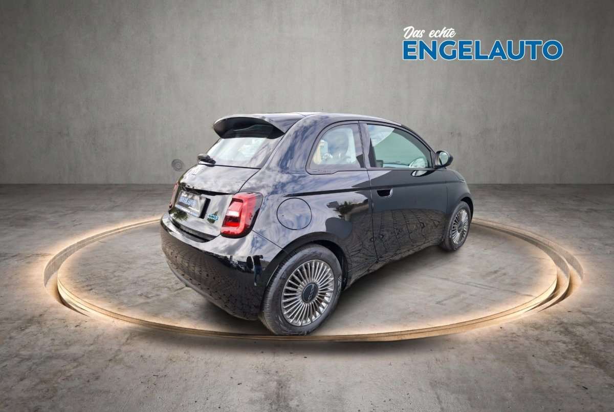 Fahrzeugbild eines Fiat 500