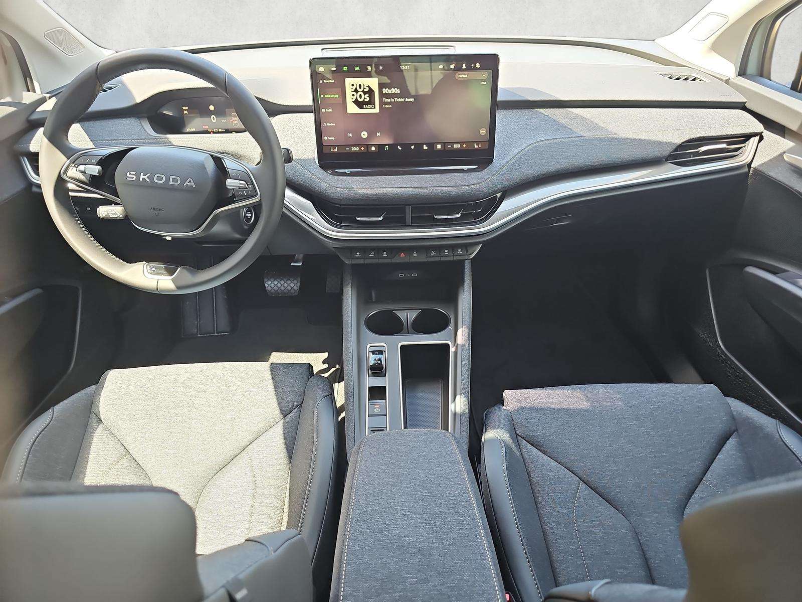 Fahrzeugbild eines Skoda ELROQ