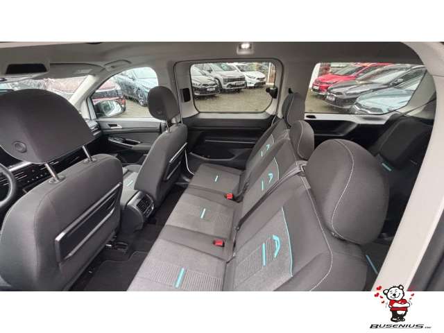 Fahrzeugbild eines Ford Tourneo