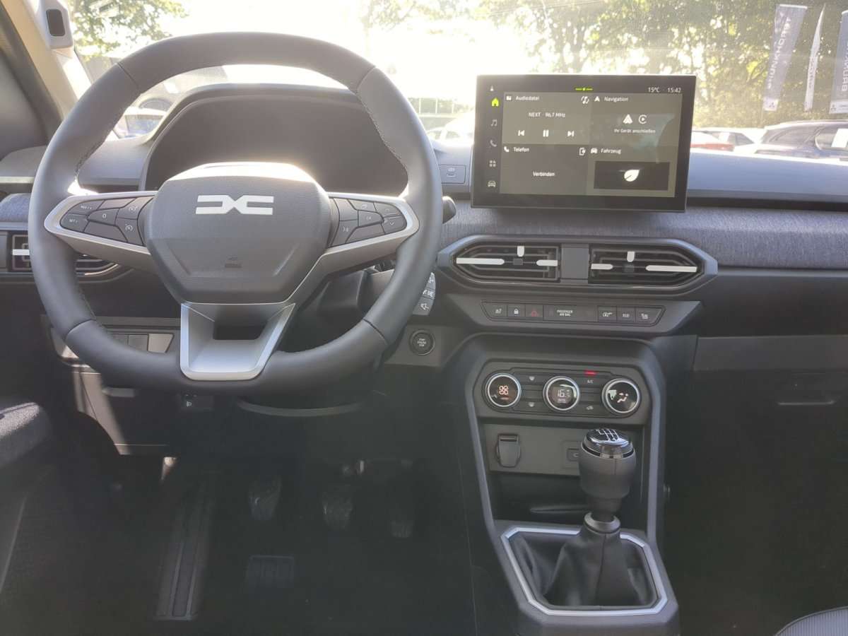 Fahrzeugbild eines Dacia Sandero