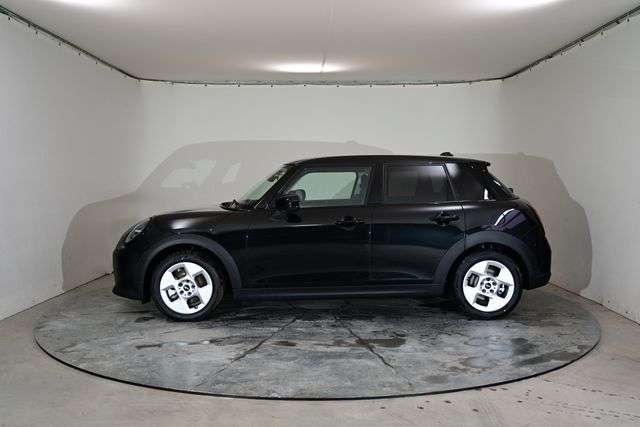 Fahrzeugbild eines MINI COOPER