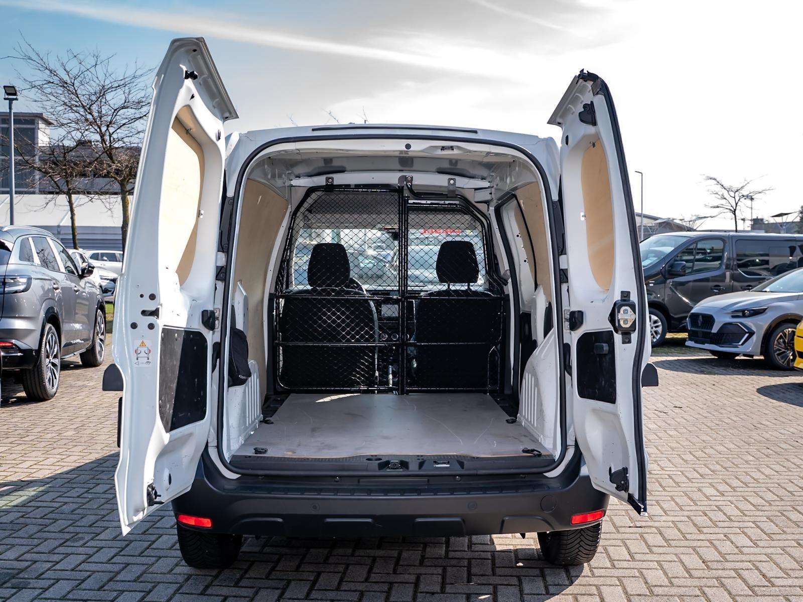 Fahrzeugbild eines Renault Express