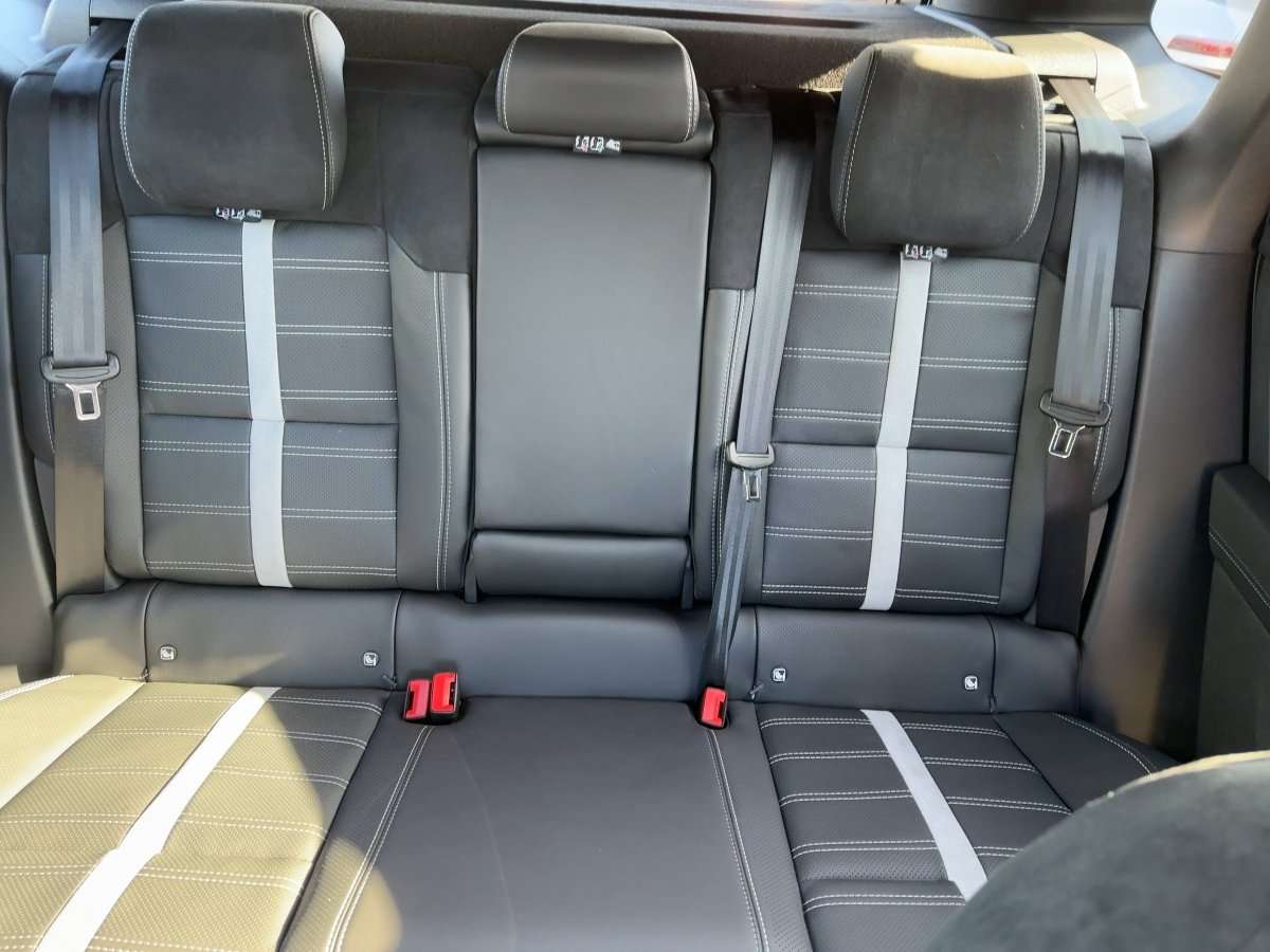Fahrzeugbild eines Opel Grandland X