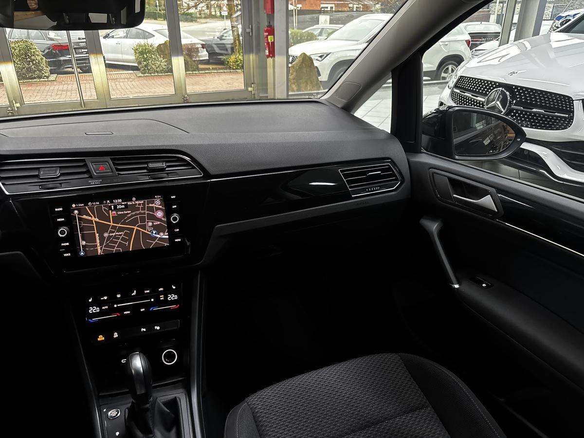 Fahrzeugbild eines Volkswagen Touran