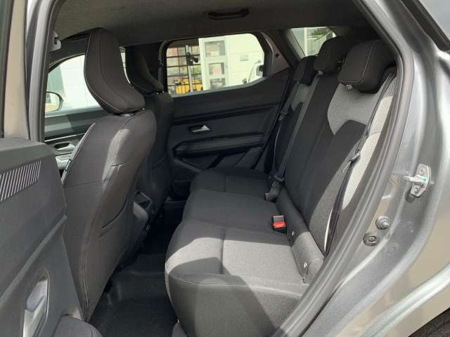 Fahrzeugbild eines Dacia Duster