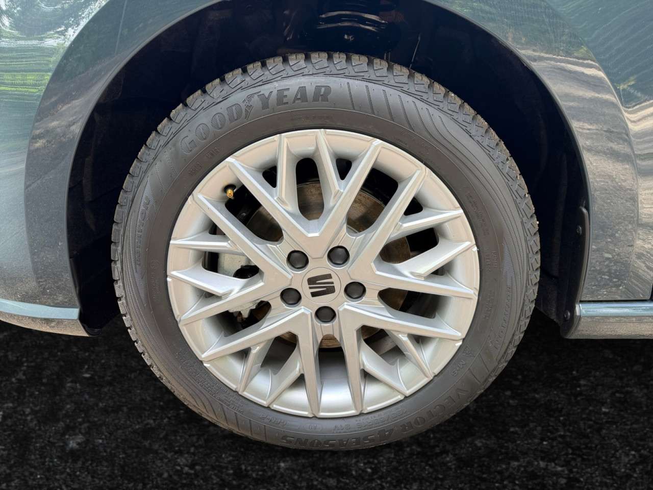 Fahrzeugbild eines SEAT Ibiza