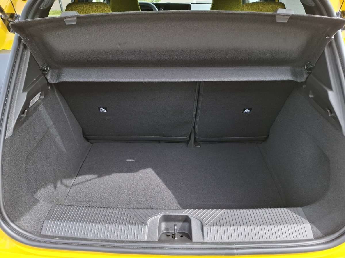 Fahrzeugbild eines Renault 5 E-TECH