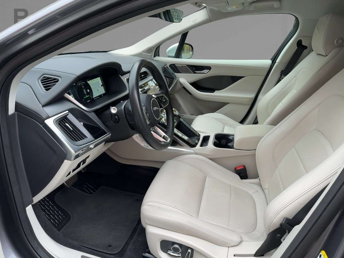 Fahrzeugbild eines Jaguar I-PACE