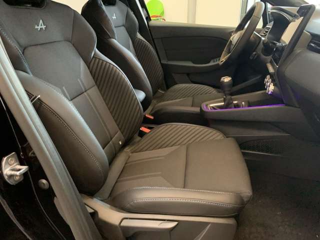 Fahrzeugbild eines Renault Clio