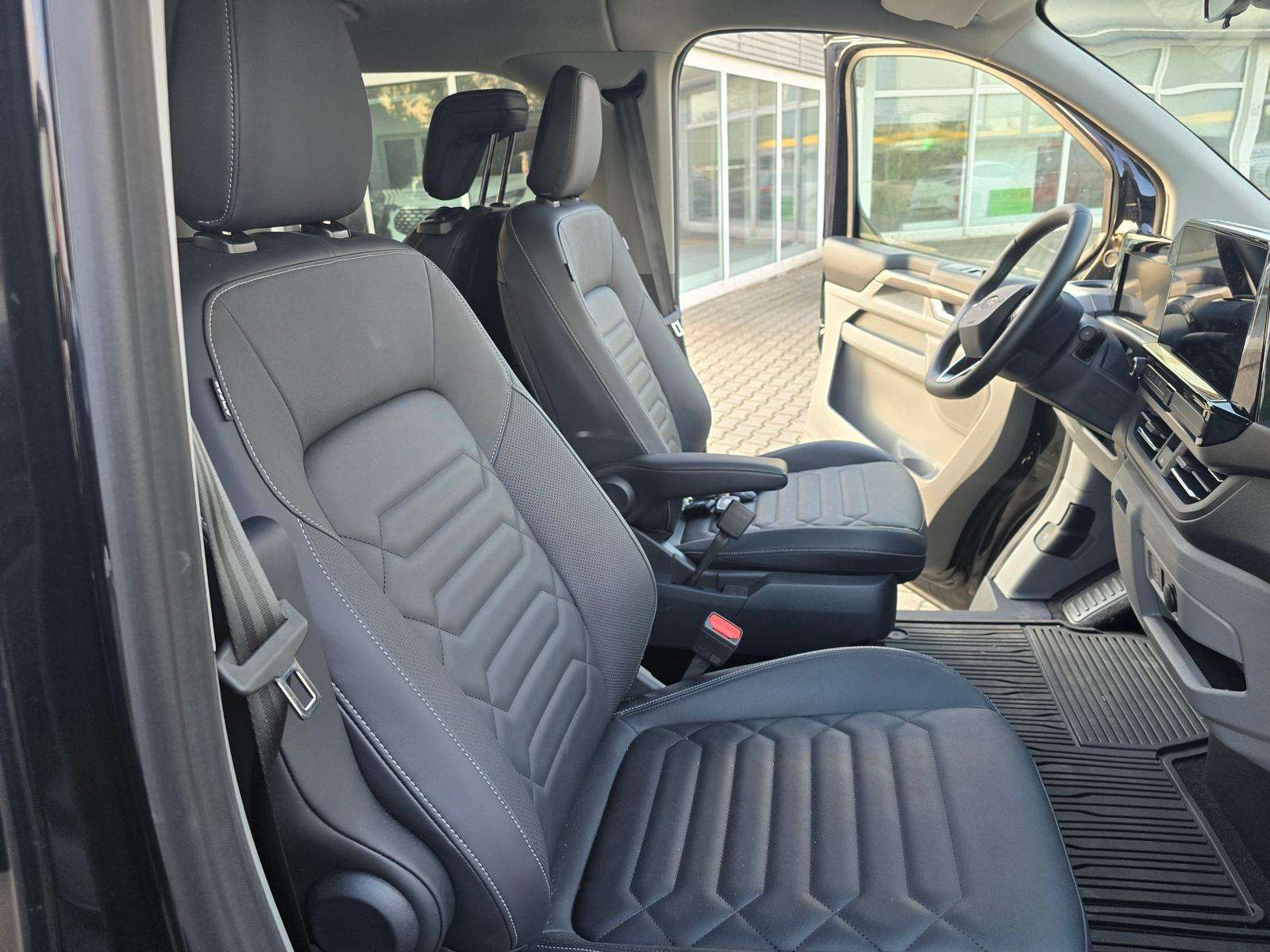 Fahrzeugbild eines Ford Tourneo Custom