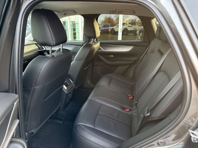 Fahrzeugbild eines Mazda CX-60