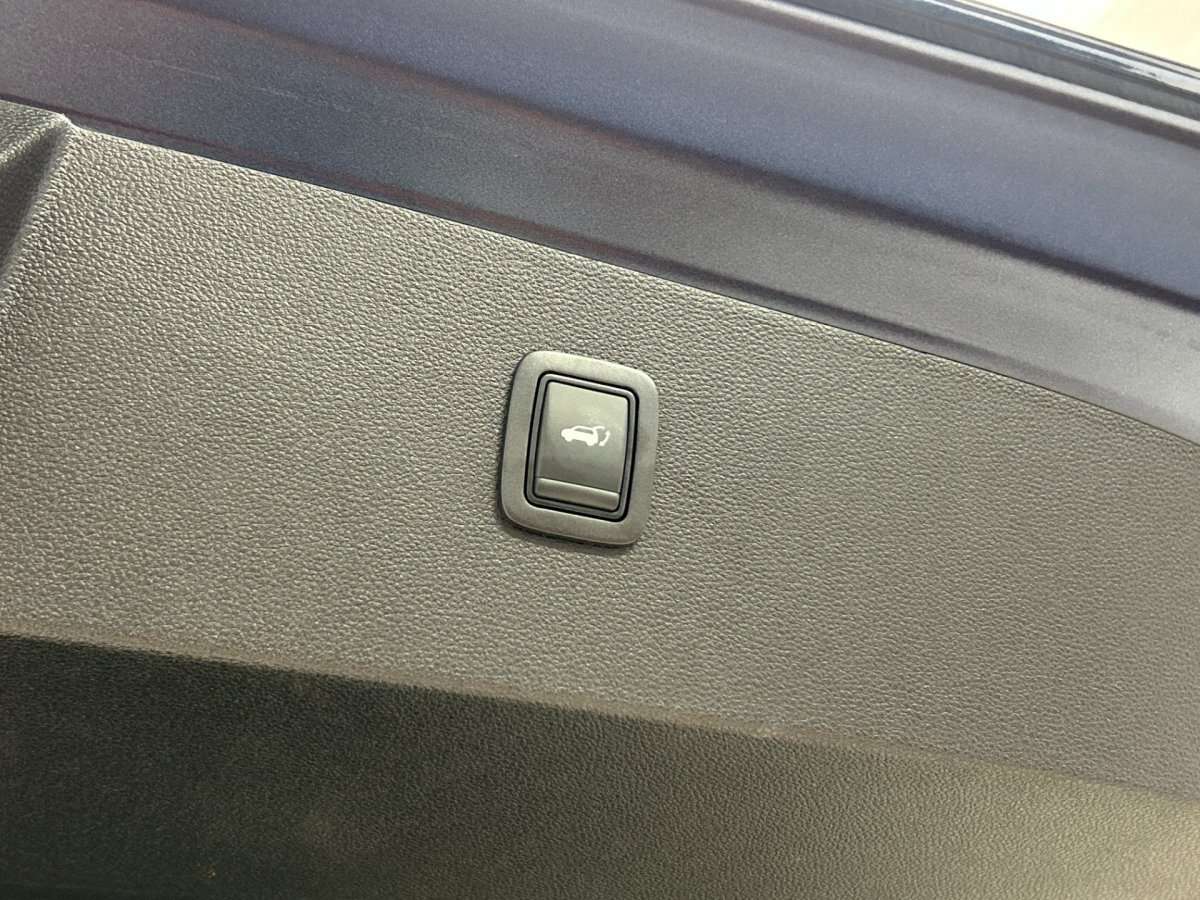 Fahrzeugbild eines Dacia Bigster