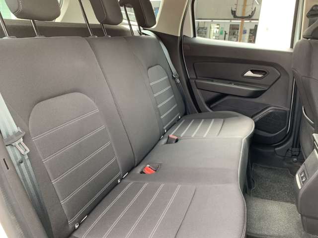 Fahrzeugbild eines Dacia Duster