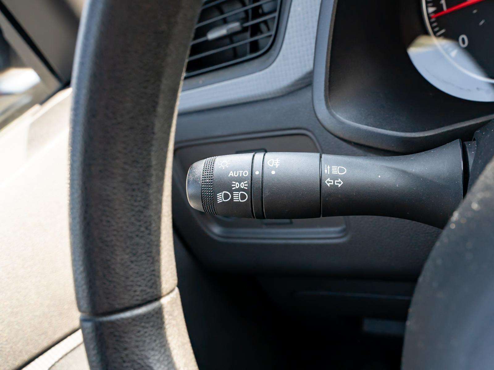 Fahrzeugbild eines Renault Express