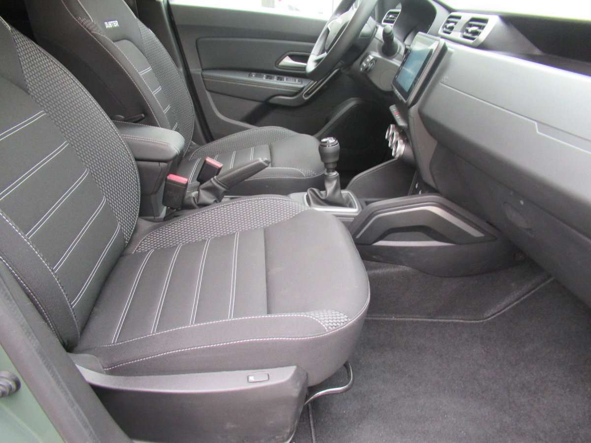 Fahrzeugbild eines Dacia Duster