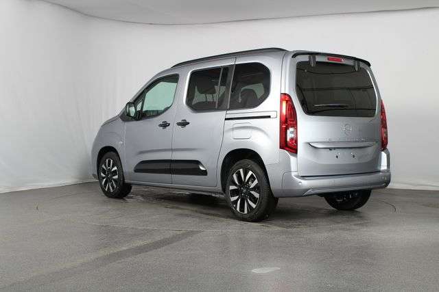 Fahrzeugbild eines Opel Combo Life