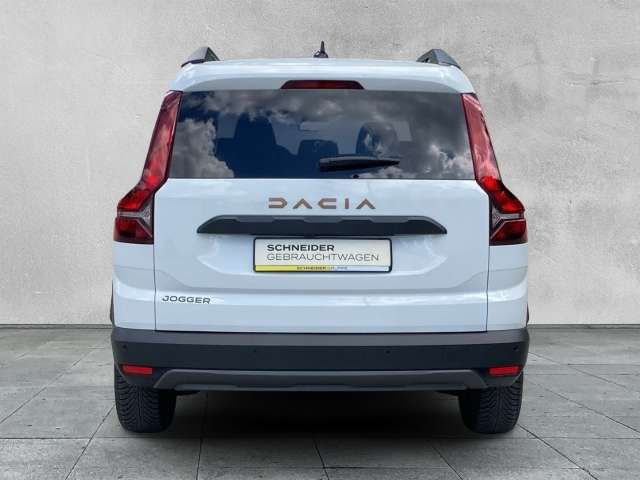 Fahrzeugbild eines Dacia Jogger
