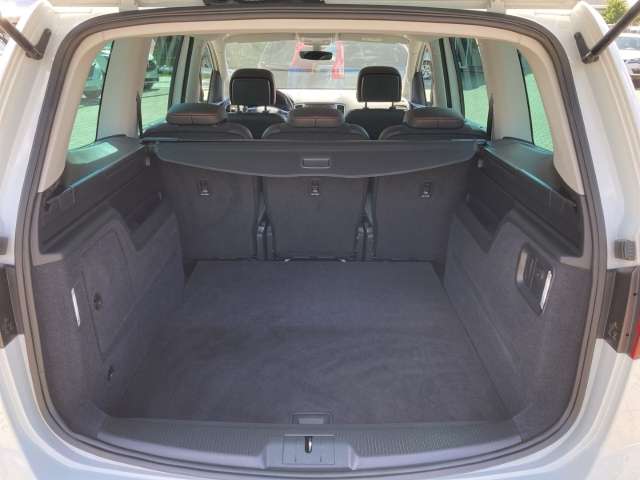 Fahrzeugbild eines SEAT Alhambra