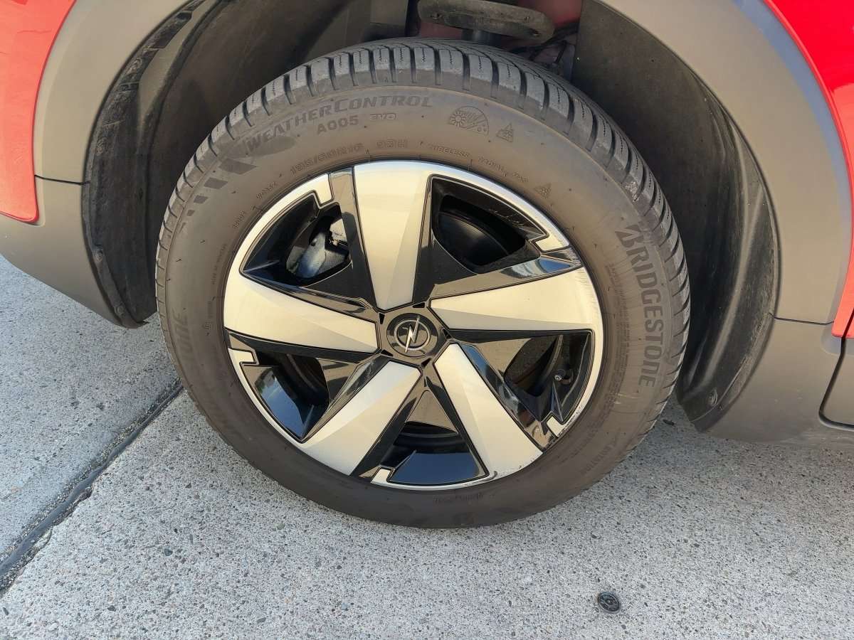 Fahrzeugbild eines Opel Crossland X