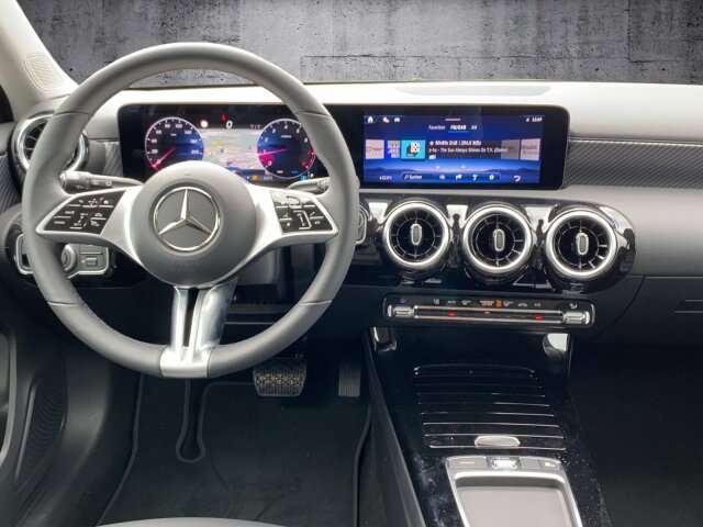 Fahrzeugbild eines Mercedes-Benz A-Klasse