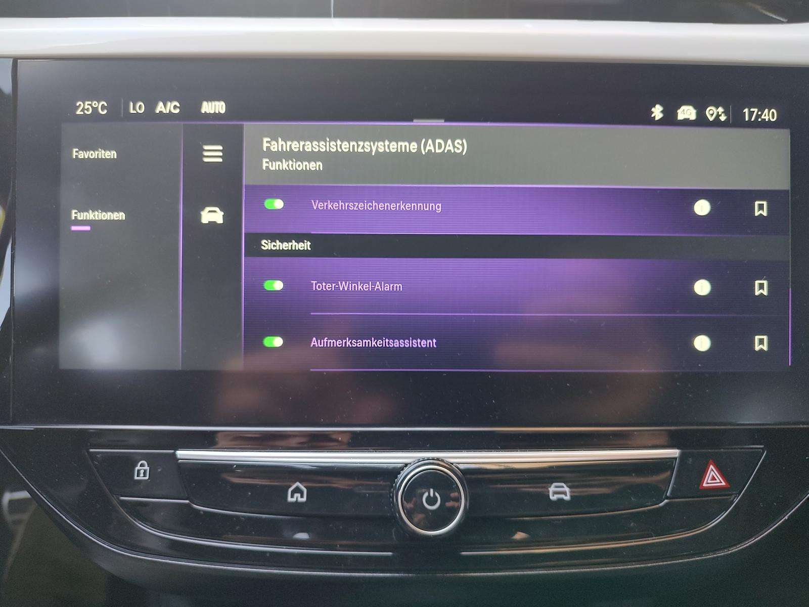 Fahrzeugbild eines Opel Corsa