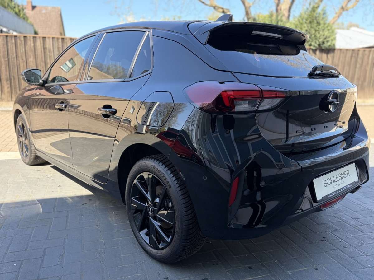 Fahrzeugbild eines Opel Corsa