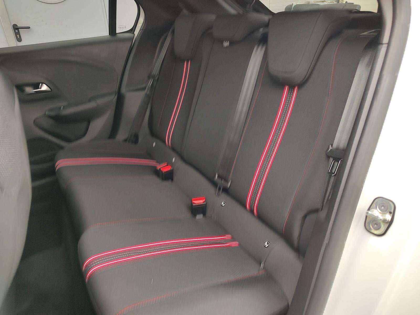 Fahrzeugbild eines Opel Corsa
