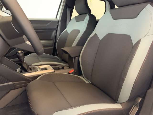 Fahrzeugbild eines Dacia Duster