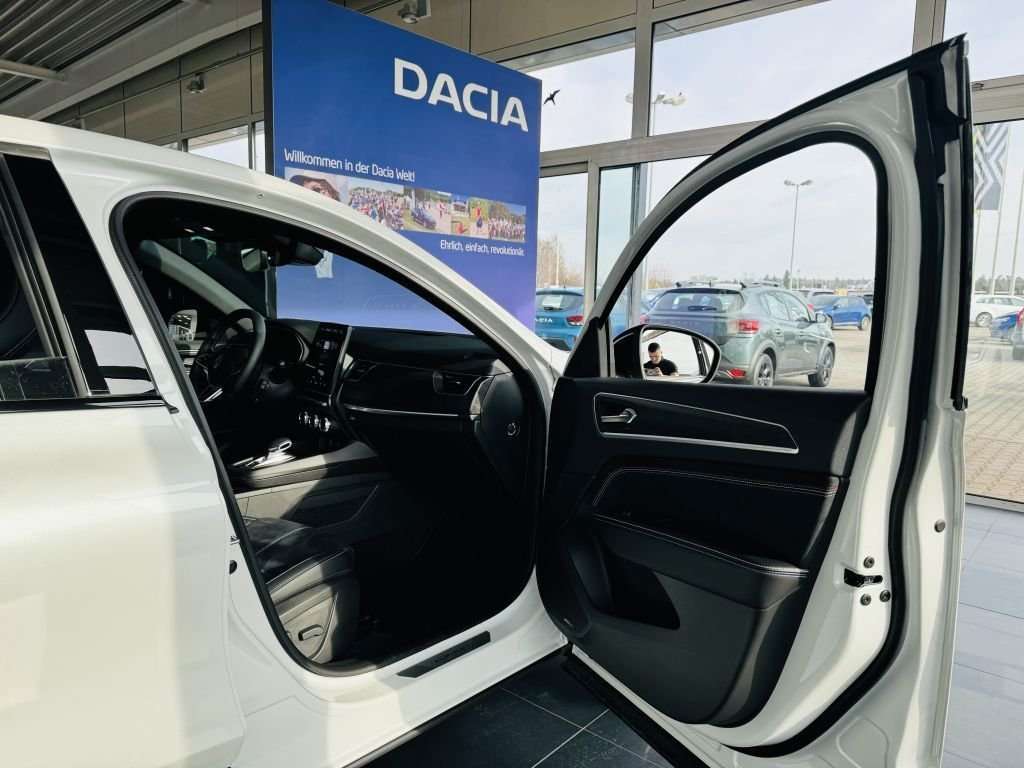 Fahrzeugbild eines Renault Arkana