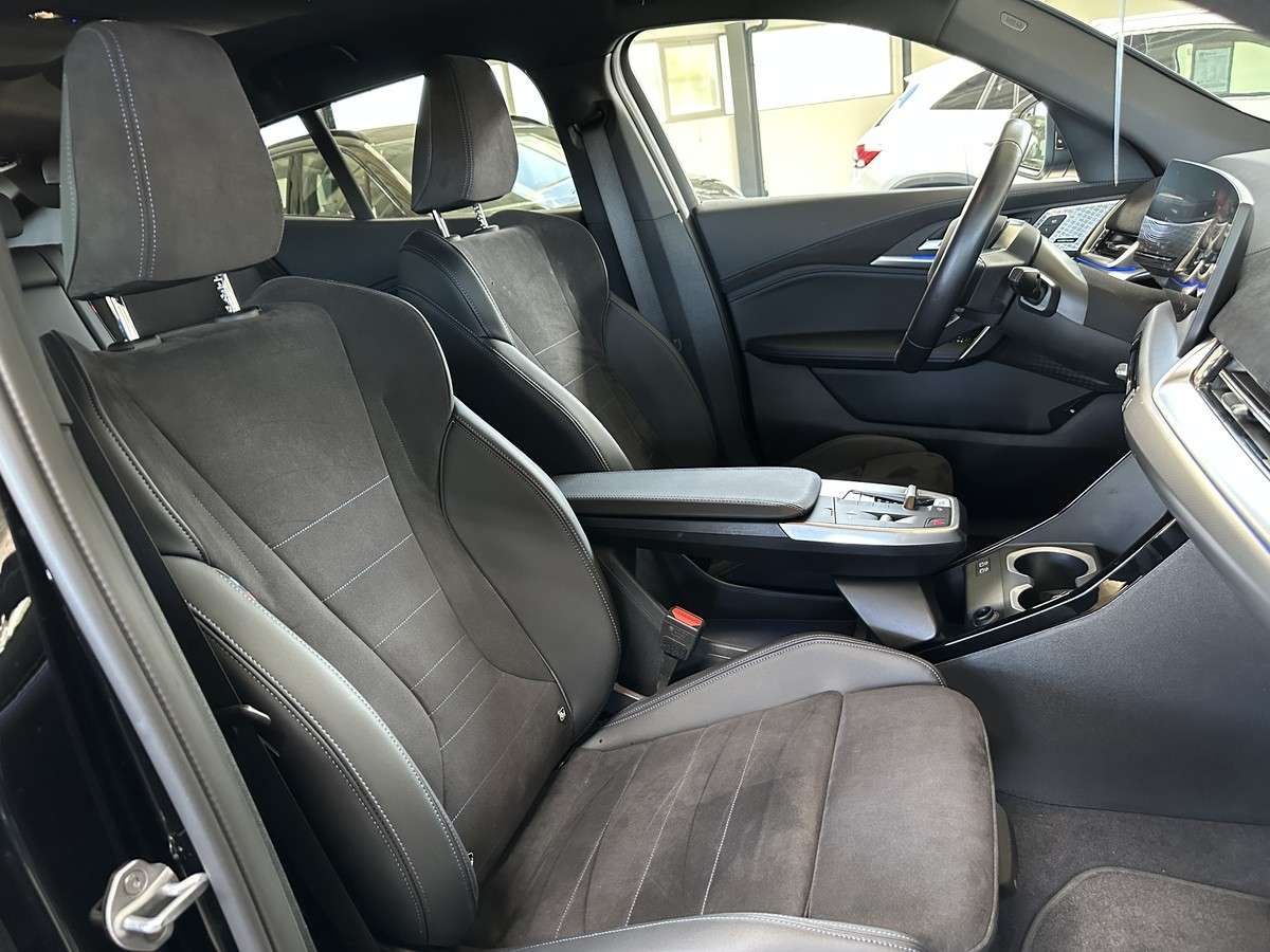 Fahrzeugbild eines BMW ix2
