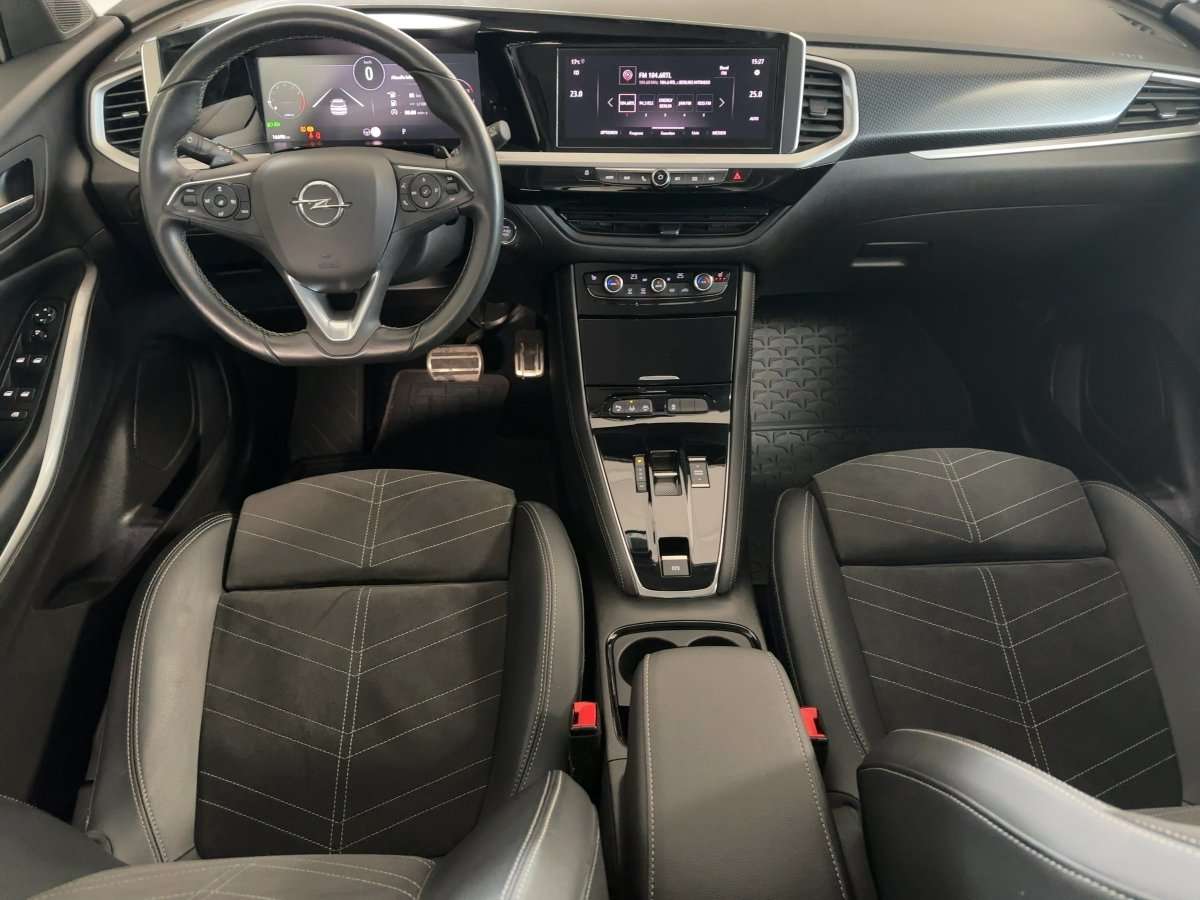 Fahrzeugbild eines Opel Grandland X