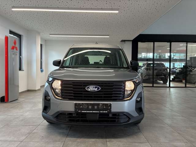 Fahrzeugbild eines Ford Tourneo Courier