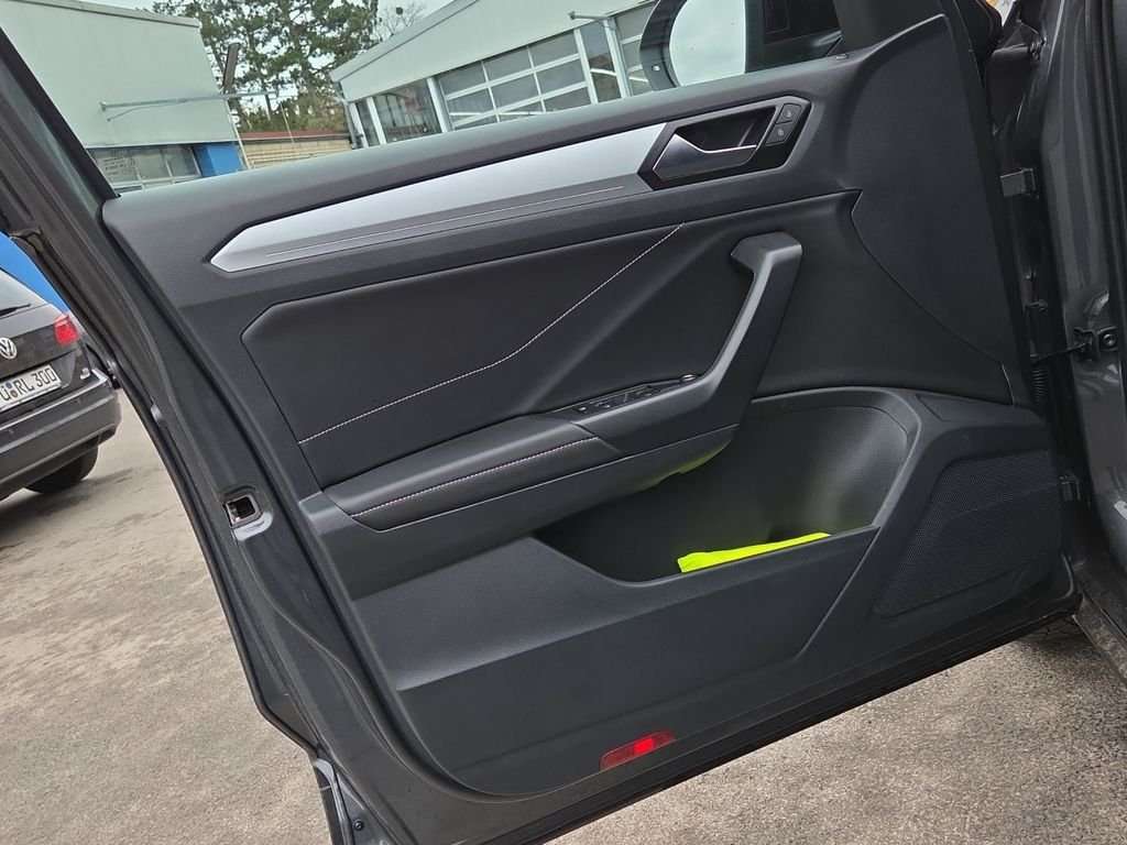 Fahrzeugbild eines Volkswagen T-Roc