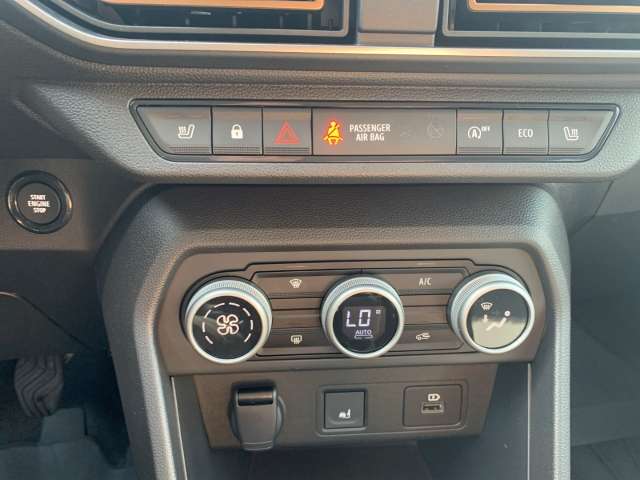 Fahrzeugbild eines Dacia Jogger
