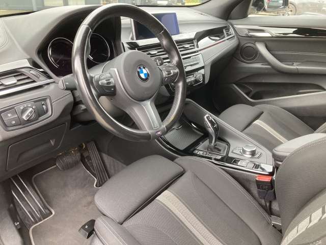 Fahrzeugbild eines BMW X2