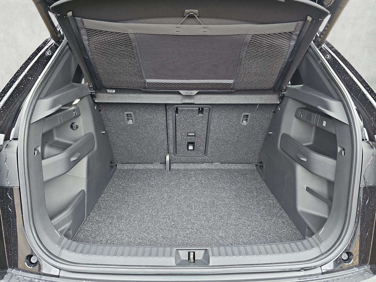 Fahrzeugbild eines Skoda ELROQ