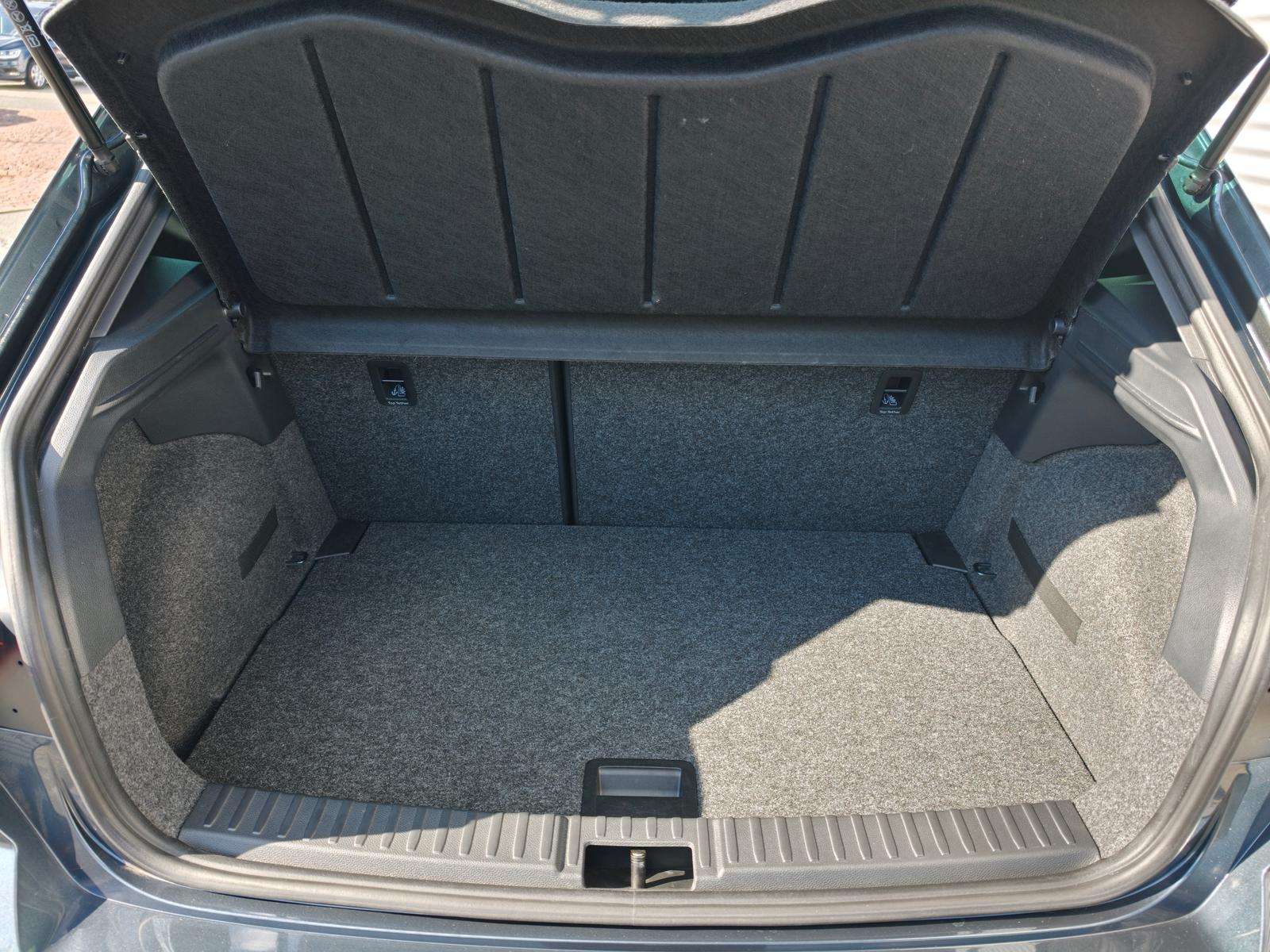 Fahrzeugbild eines SEAT Ibiza