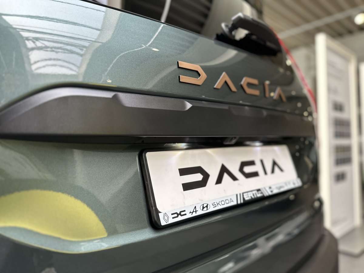 Fahrzeugbild eines Dacia Jogger