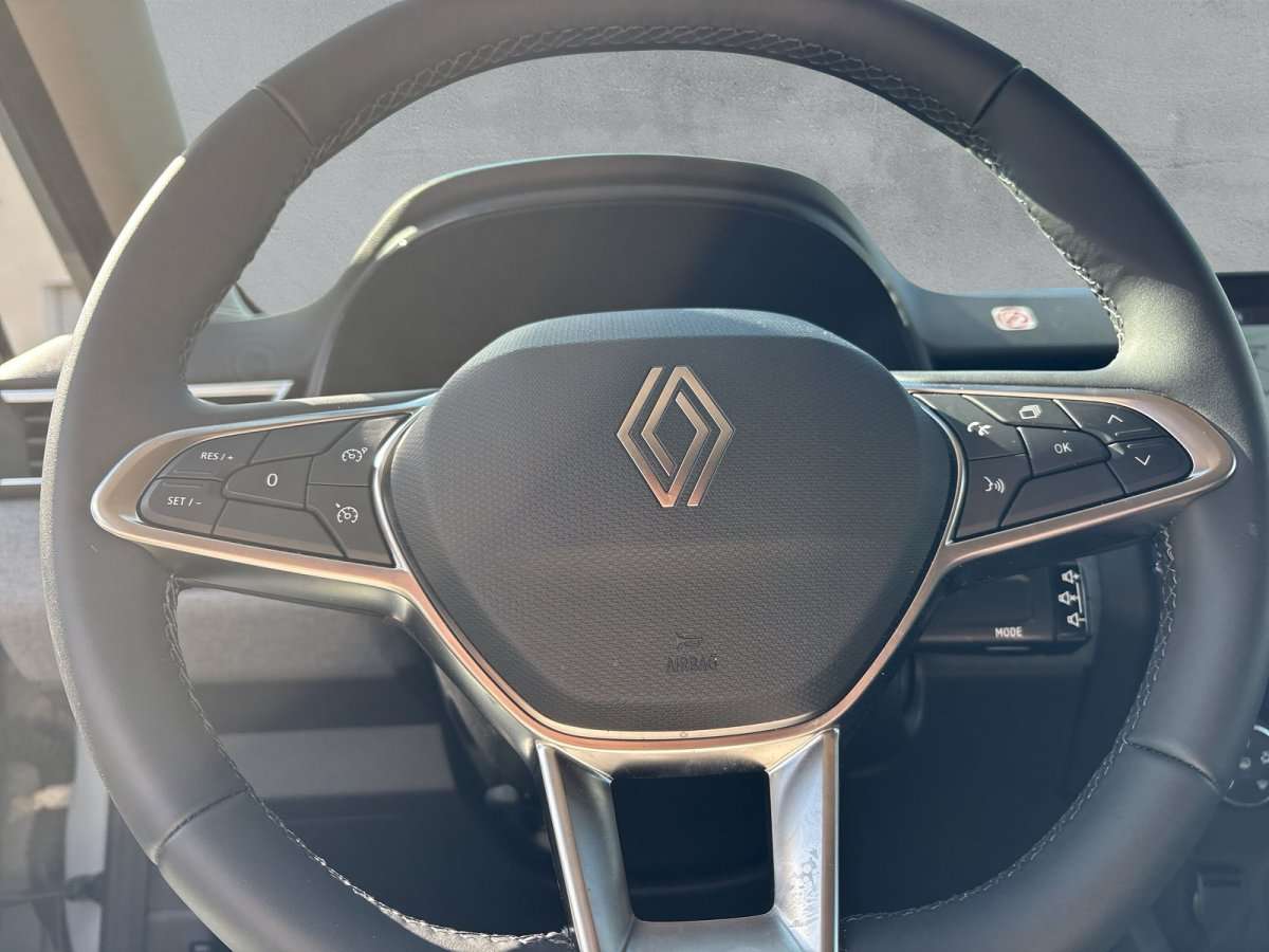 Fahrzeugbild eines Renault Clio