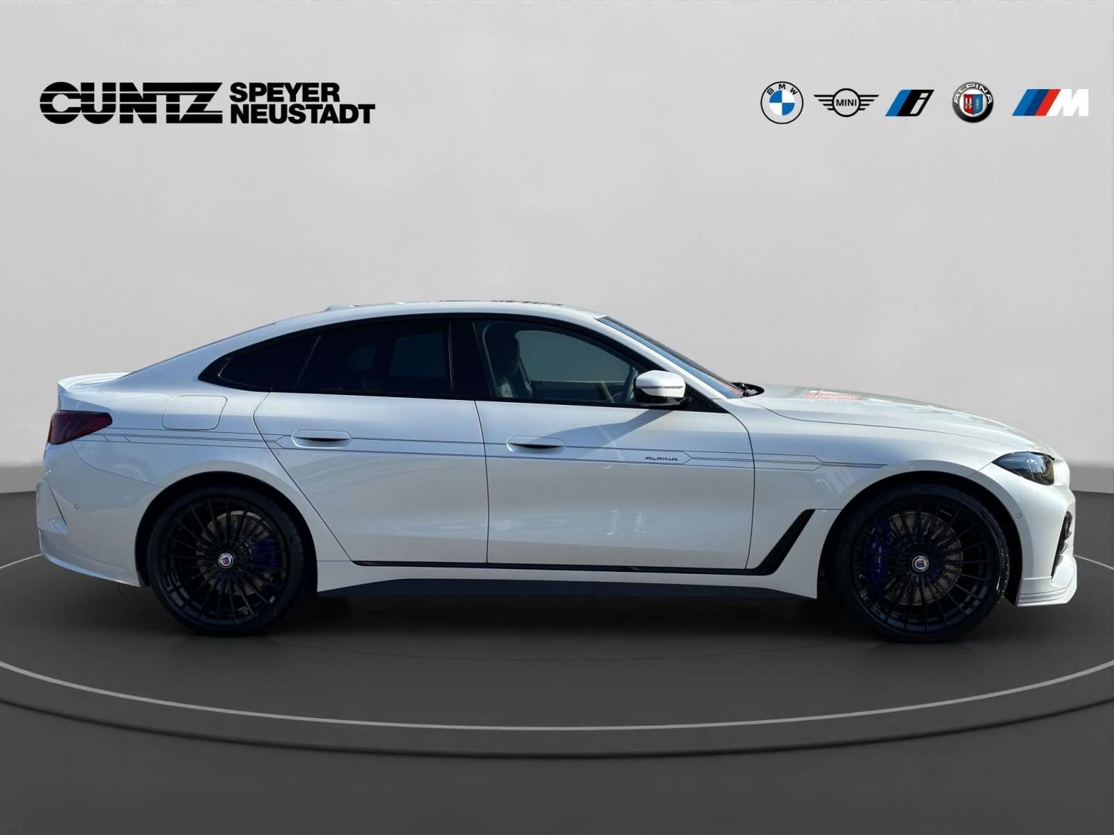 Fahrzeugbild eines Alpina D4